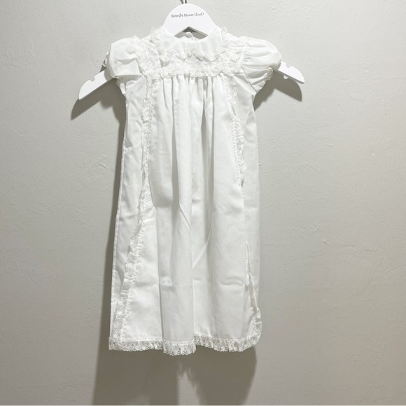 Vintage ALEXIS White Baptism Christening Long Gown Dress Lace USA 12 Months - Picture 1 of 8
